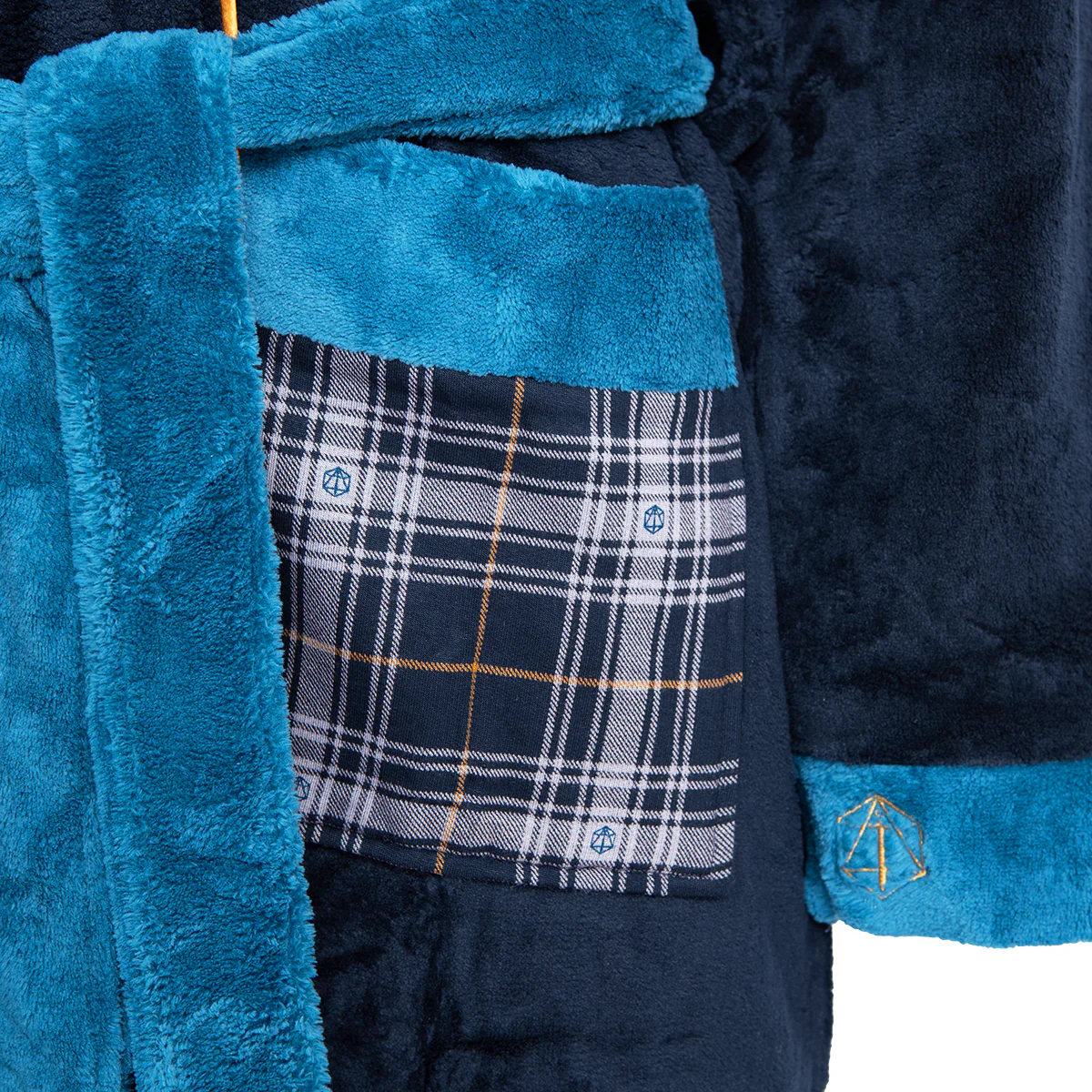 Lavish Chateau Bathrobe - Image 11